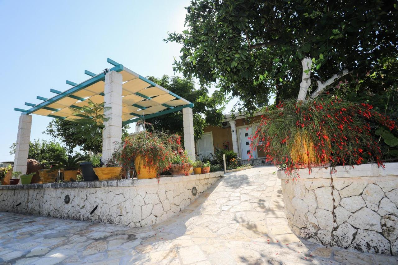 Iris Apartment Near Corfu Town Kontokali Exterior foto